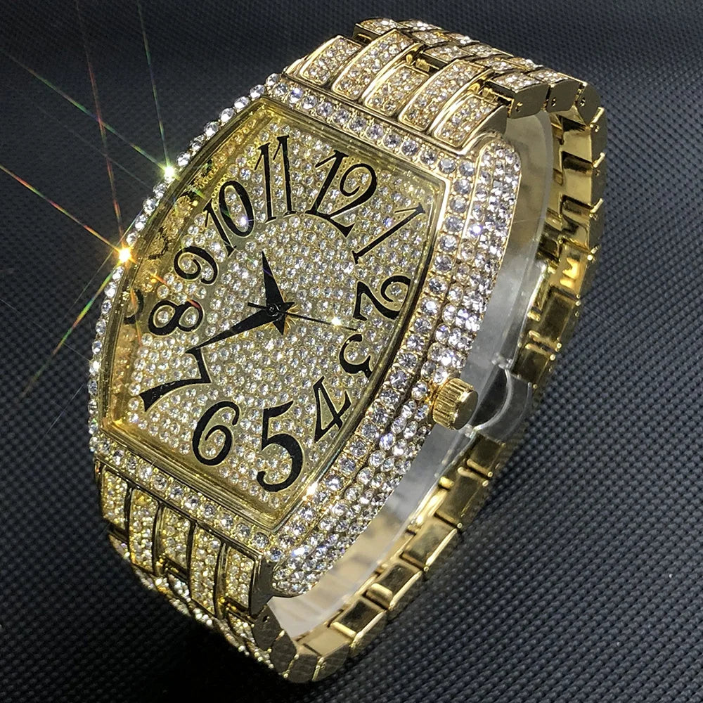 Luxus Designer Iced Out "Tonneau" Uhr + Box + Armbandkürzer