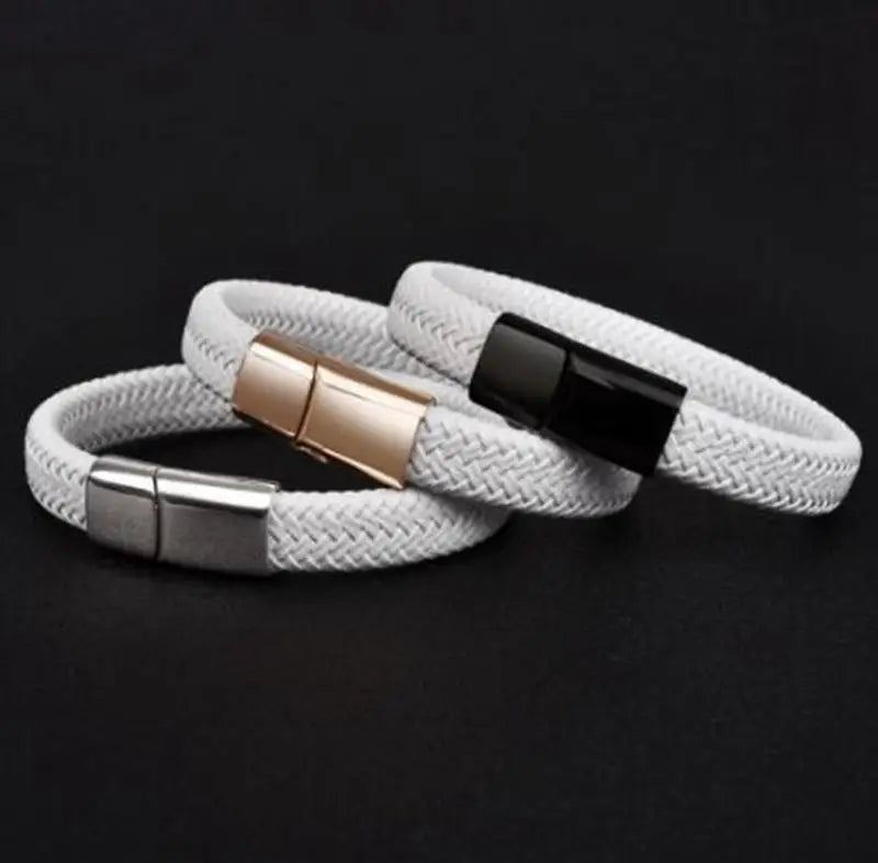 Elegante Leder "Whitonos" Armbänder