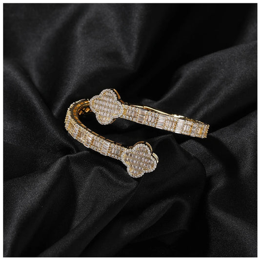 ICED OUT "CLOVER" ARMREIF - ICERAIN JEWELRY