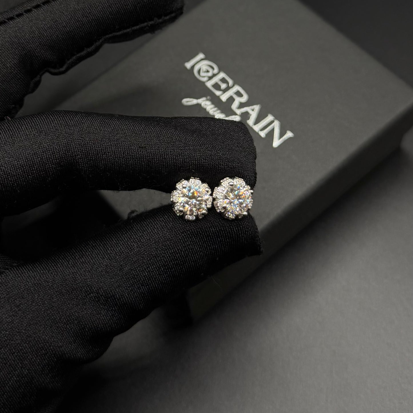 ICED OUT MOISSANITE "GRACISA" WEISSGOLD 925S SILVER OHRRINGE - ICERAIN JEWELRY