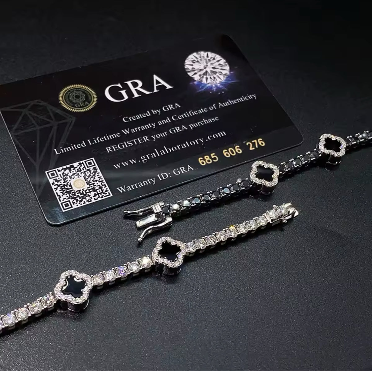 ICED OUT 3MM MOISSANITE "BLACK CLOVER TENNIS" WEISSGOLD 925S SILVER ARMBAND - ICERAIN JEWELRY