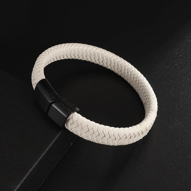 Elegante Leder "Whitonos" Armbänder