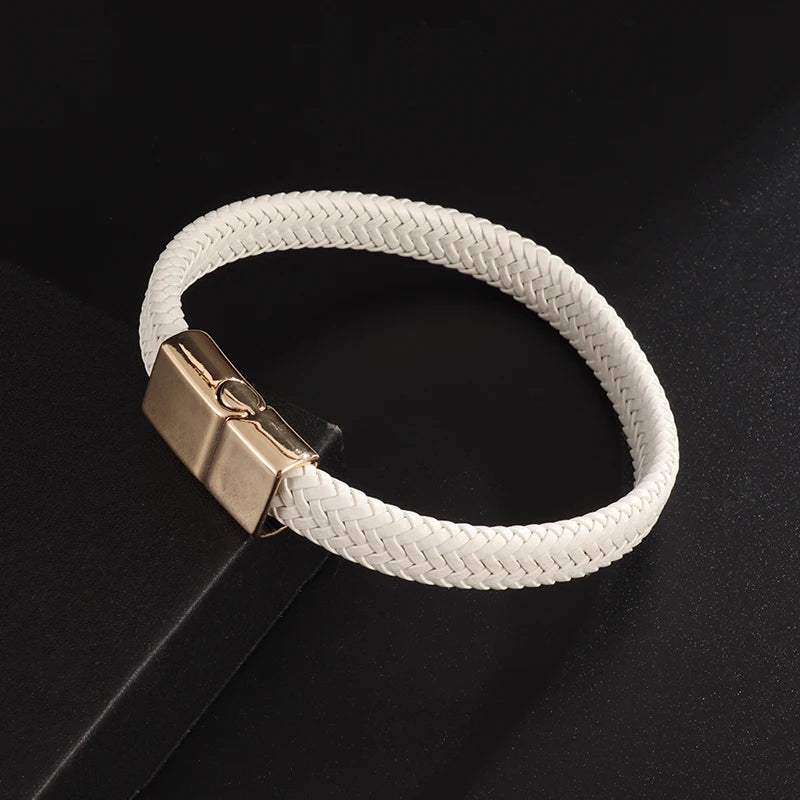 Elegante Leder "Whitonos" Armbänder