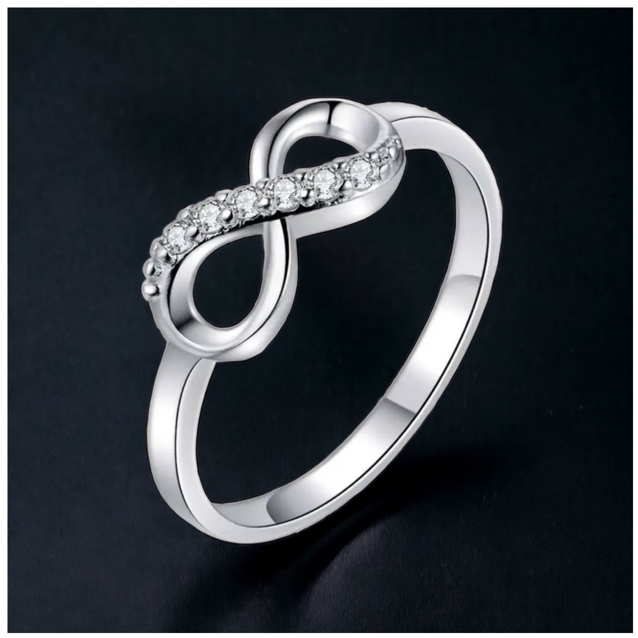 Luxus Iced Out "Infinity" Ringe