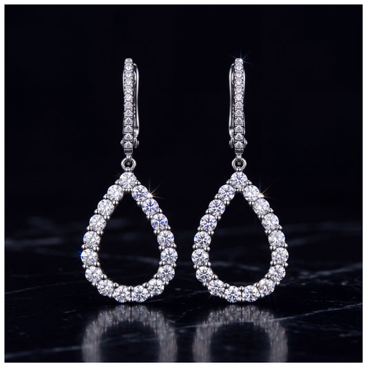 ICED OUT MOISSANITE "LACRIMA" WEISSGOLD 925S SILVER OHRRINGE